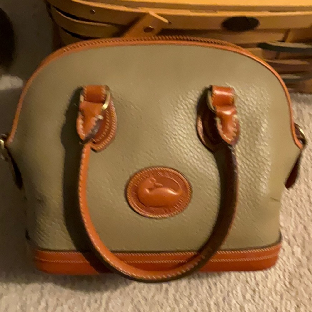Vintage Dooney shoulder bag